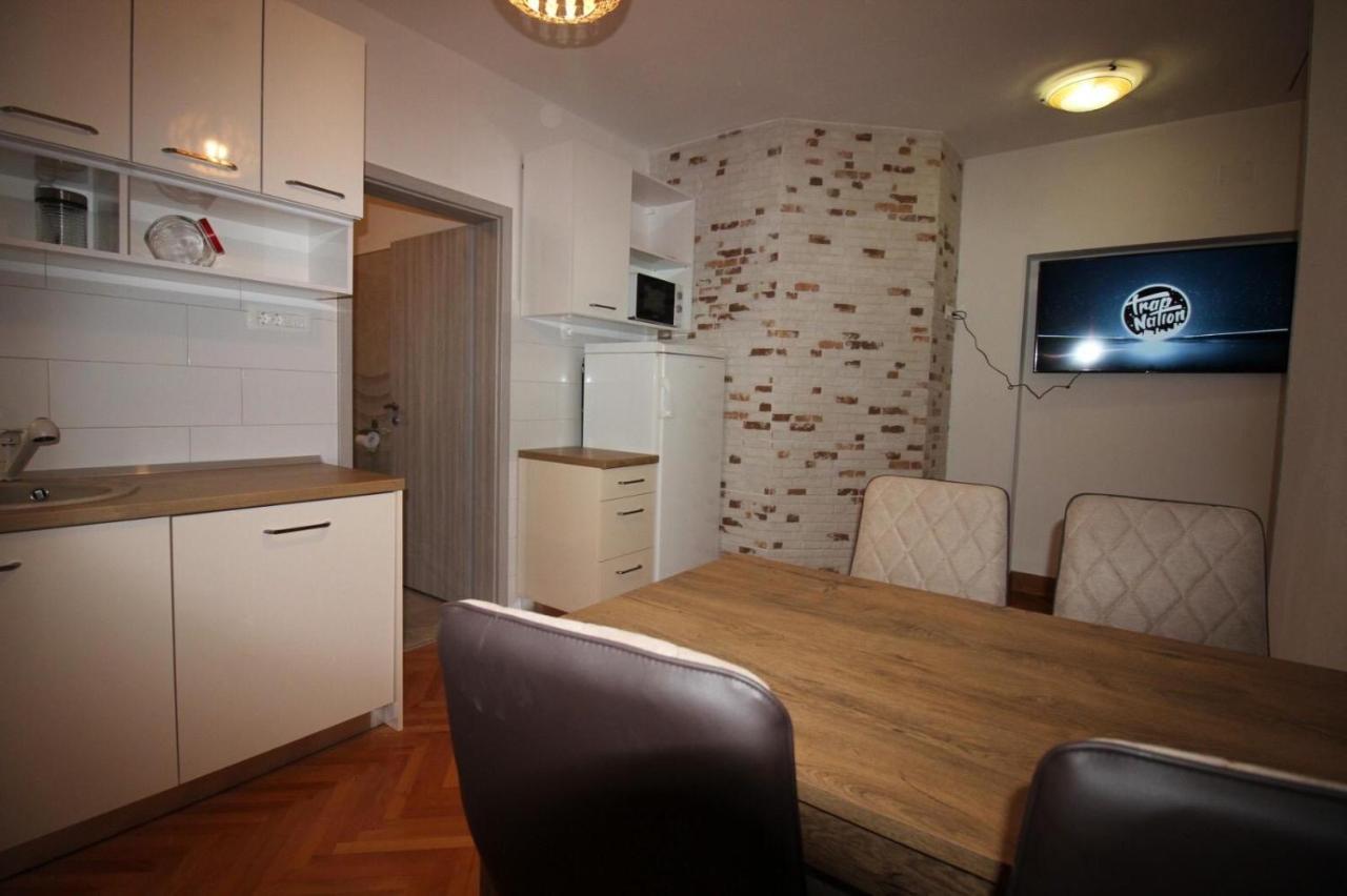 Apartment Zo-Na Povile Exterior photo