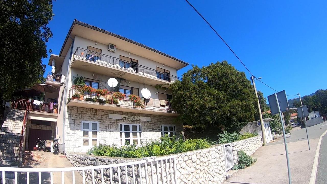 Apartment Zo-Na Povile Exterior photo